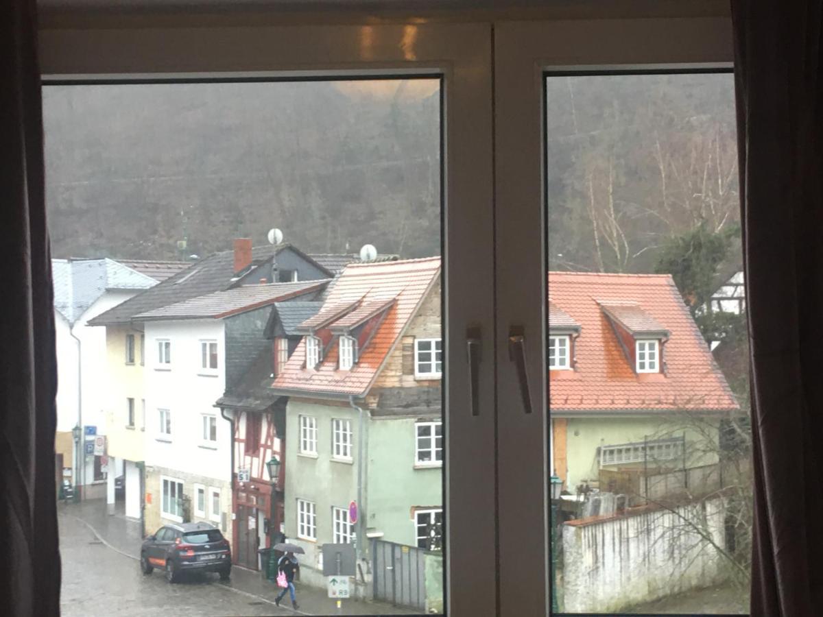 Hotel Zum Taunus Eppstein ภายนอก รูปภาพ